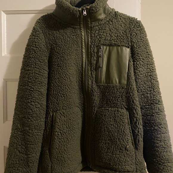 Green Abercrombie Jacket - Picture 1 of 3
